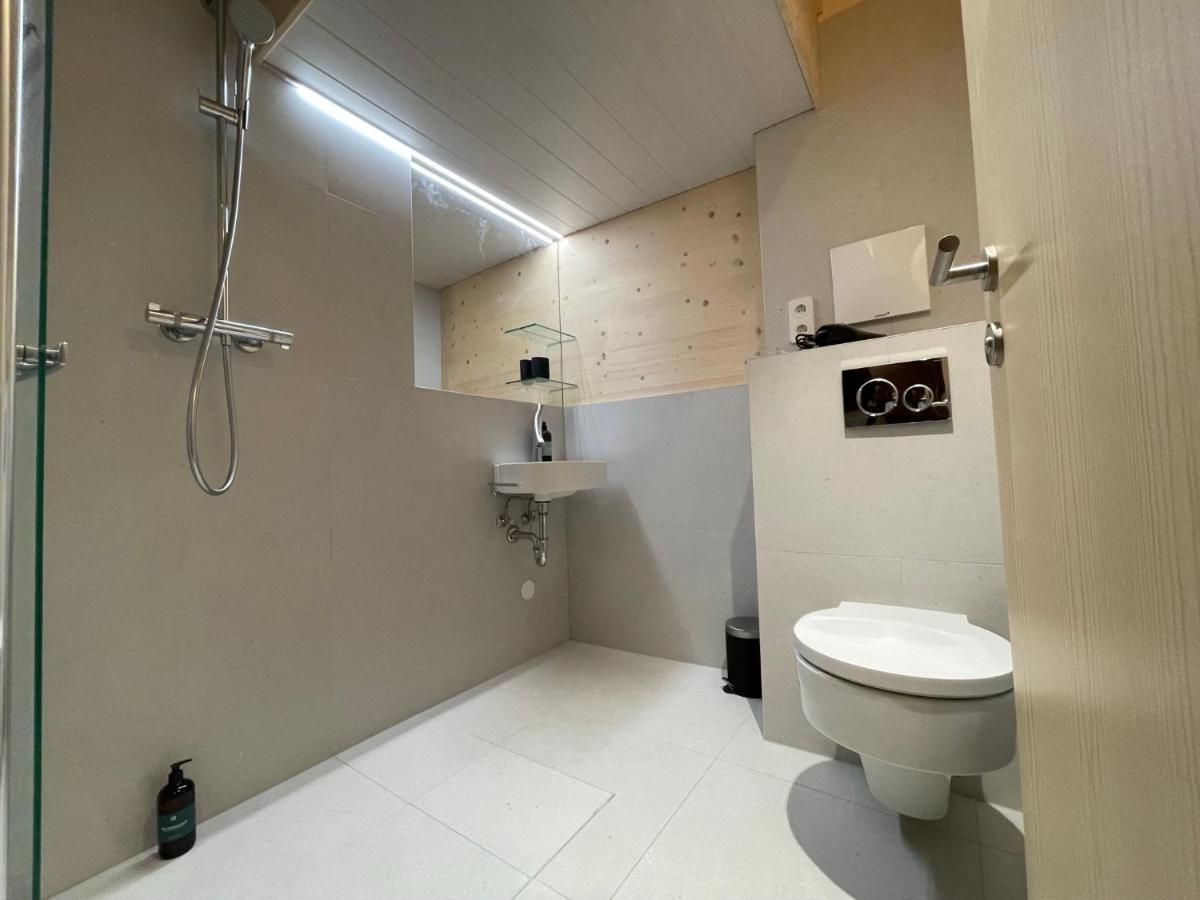Mondholz - Urban Inn 24-7 อินส์บรุค ภายนอก รูปภาพ